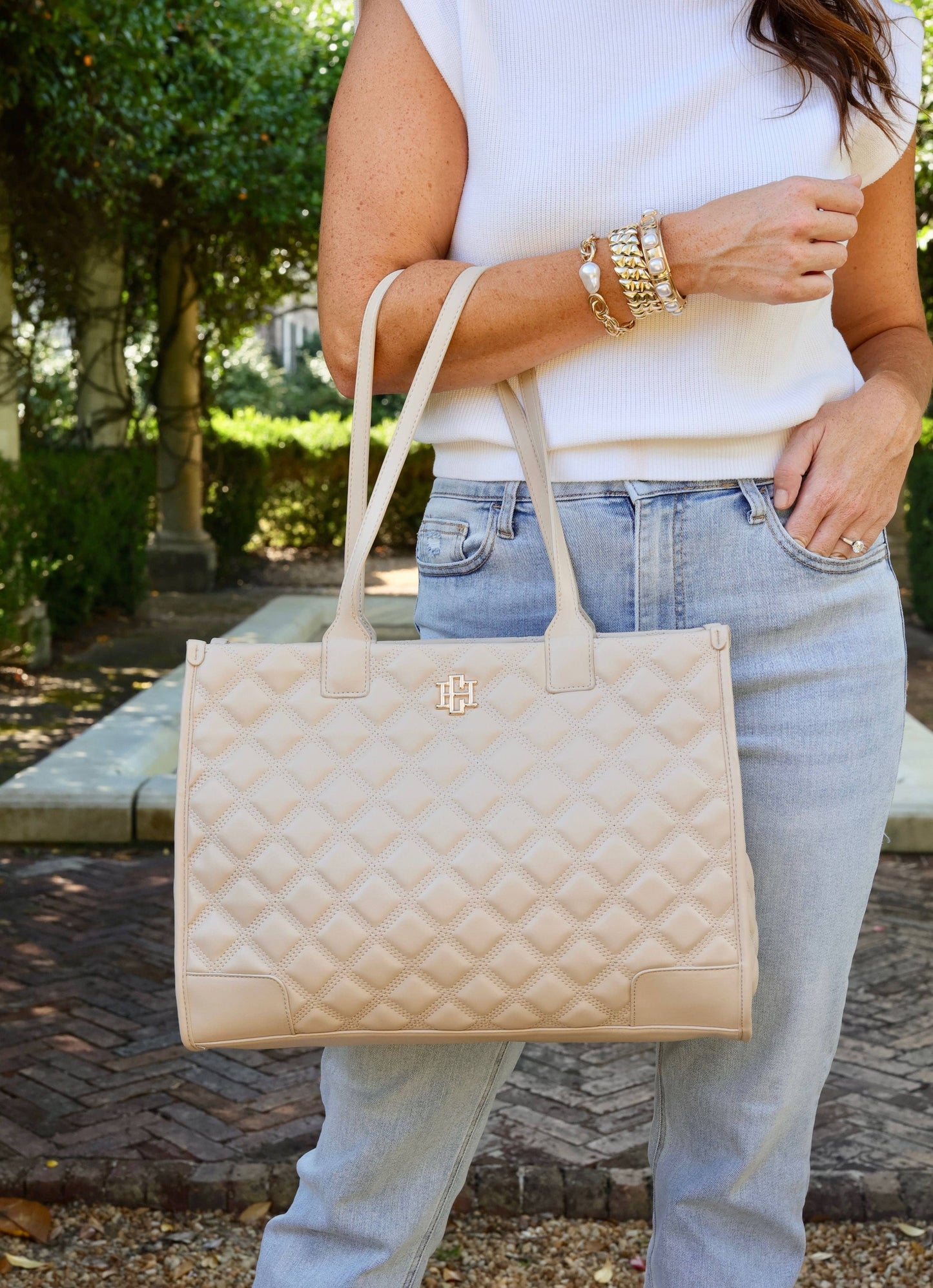 Shane Tote NUDE QUILTED DQ