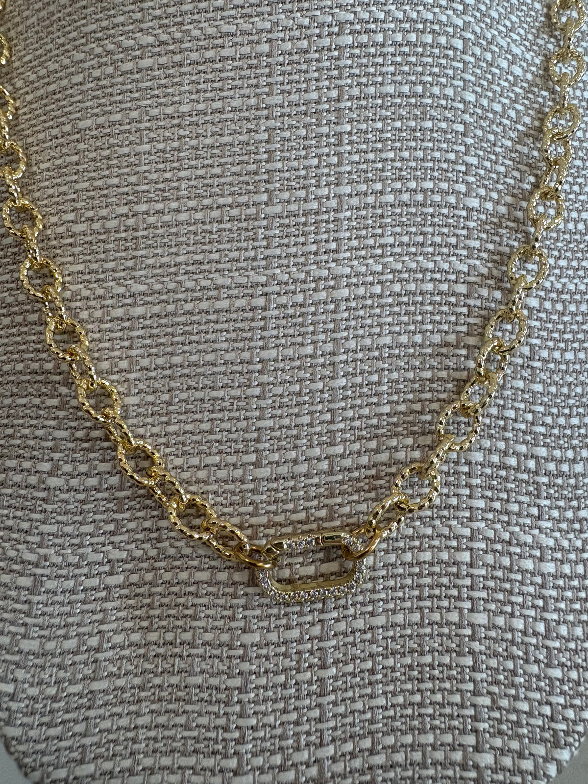 Alexis Necklace with Blair Carabiner 18"