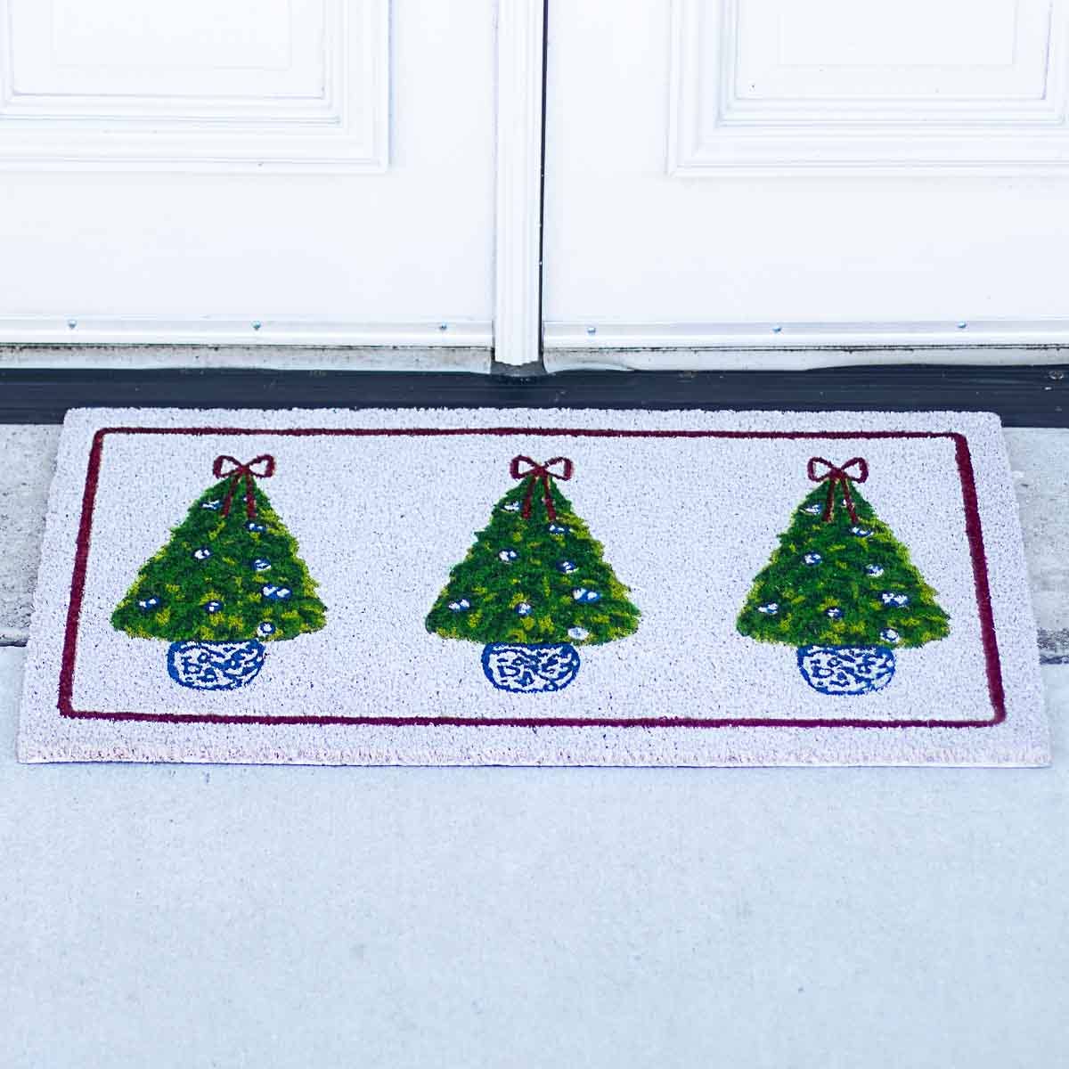 Christmas Tree Topiary Coir Doormat   White/Green/Red   30x18