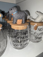 It’s not drinking alone -Topper Set