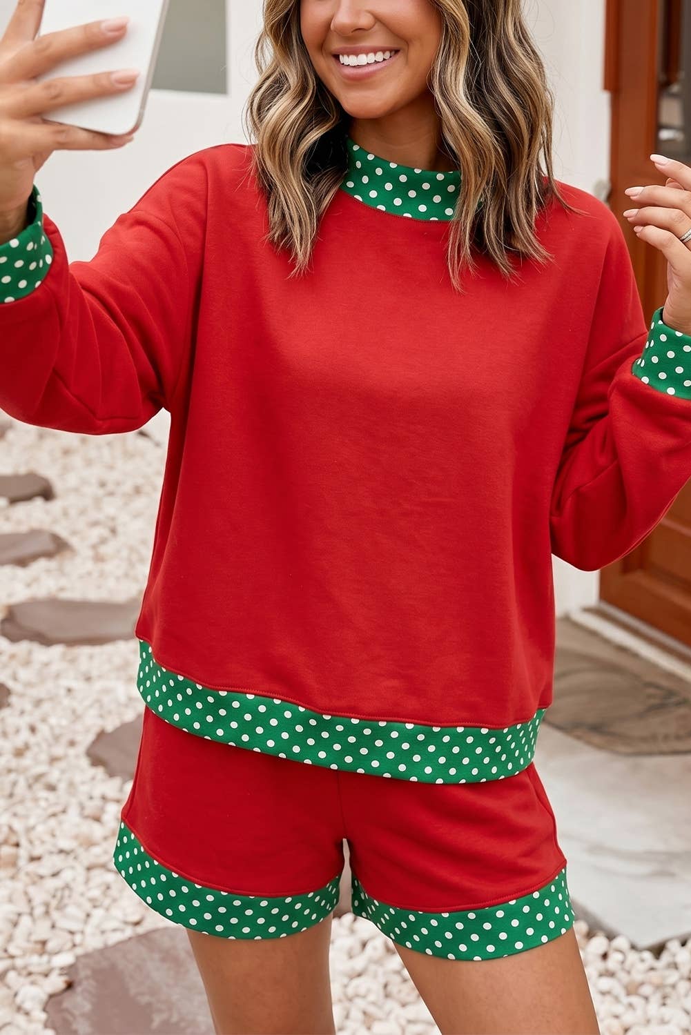 Christmas Dots in Red