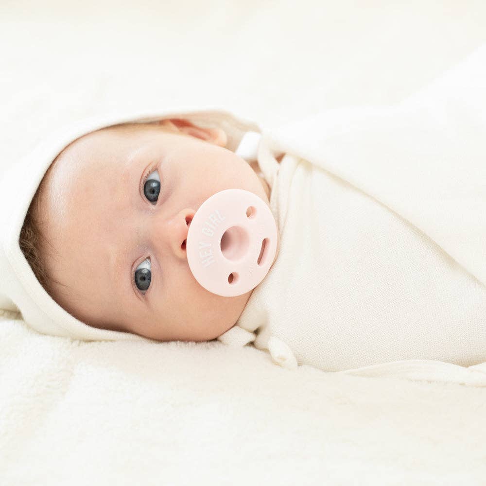 Hey Girl Bubbi™ Pacifier: Pink