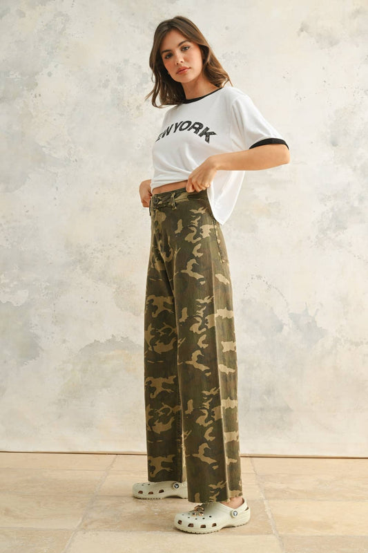 Can't See Me Camo Jeans